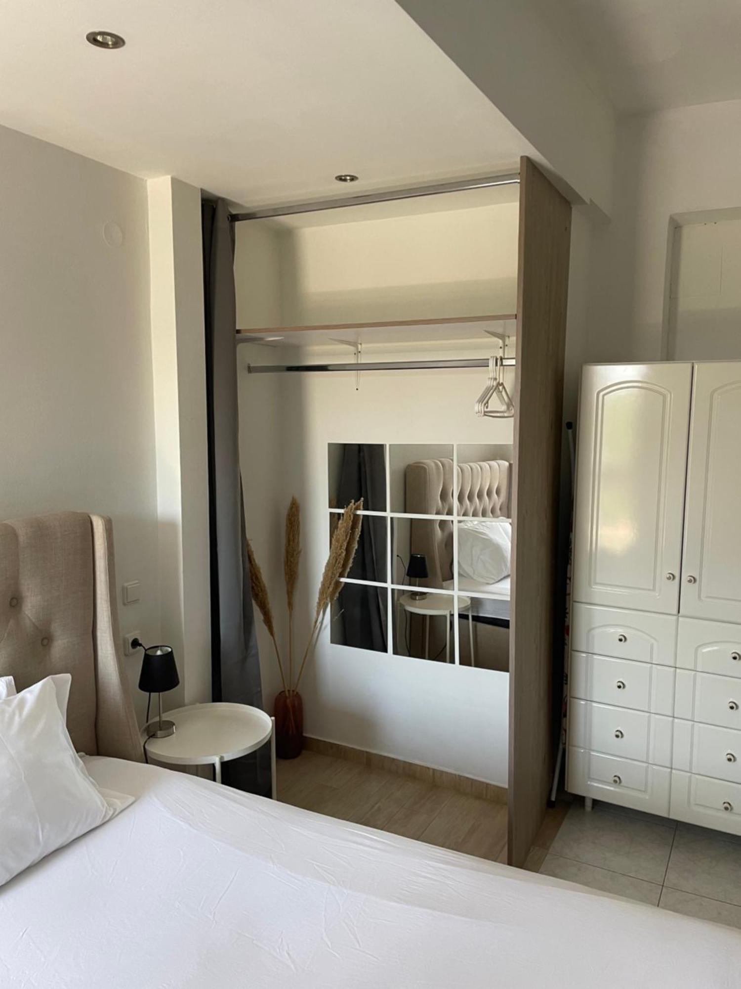 Greece Apartments Now Патра Екстериор снимка
